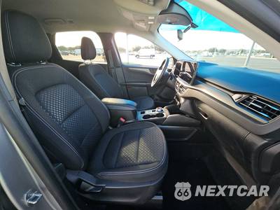 2024 Ford Escape Active - zdjęcie 8 z 20 - miniatura