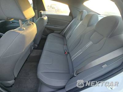 2026 Hyundai Elantra Hybrid Blue - zdjęcie 13 z 25 - miniatura