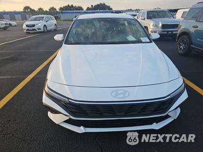 2026 Hyundai Elantra Hybrid Blue - zdjęcie 2 z 25 - miniatura