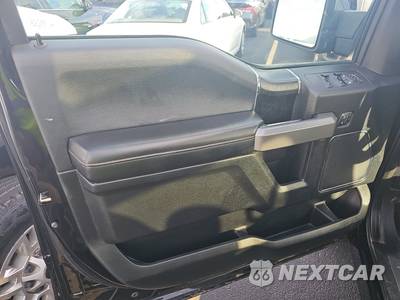 2019 Ford F-150 Platinum Crew Cab Short Bed - zdjęcie 9 z 23 - miniatura