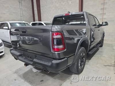 2019 Ram 1500 Rebel Crew Cab Short Bed - zdjęcie 4 z 18 - miniatura