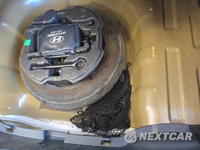 2025 Hyundai Elantra SEL Sport - zdjęcie 14 z 18 - miniatura