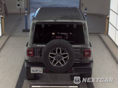 2026 Jeep Wrangler 4 Door Sahara - zdjęcie 5 z 27 - miniatura