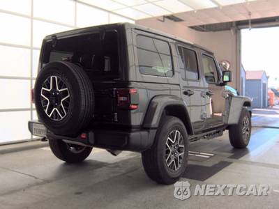 2026 Jeep Wrangler 4 Door Sahara - zdjęcie 4 z 29 - miniatura