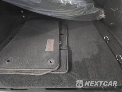 2026 Jeep Wrangler 4 Door Sahara - zdjęcie 16 z 25 - miniatura