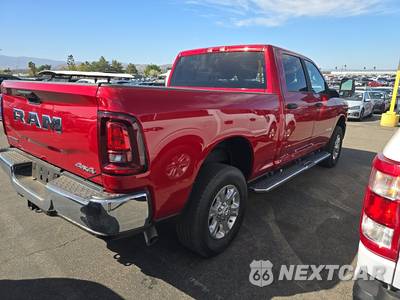 2026 Ram 2500 Big Horn Crew Cab Medium Bed - zdjęcie 4 z 30 - miniatura
