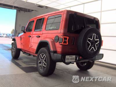 2026 Jeep Wrangler 4 Door Sahara - zdjęcie 6 z 30 - miniatura