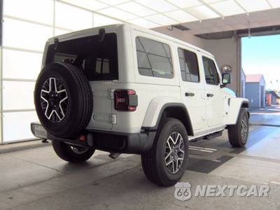 2026 Jeep Wrangler 4 Door Sahara - zdjęcie 4 z 30 - miniatura