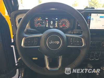 2026 Jeep Wrangler 4 Door Sahara - zdjęcie 10 z 21 - miniatura