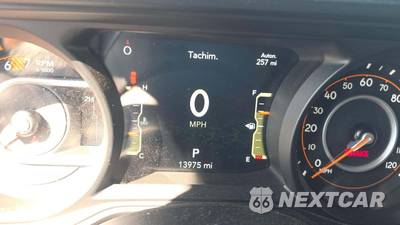 2026 Jeep Wrangler 4 Door Sahara - zdjęcie 18 z 24 - miniatura