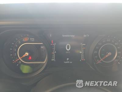 2026 Jeep Wrangler 4 Door Sahara - zdjęcie 12 z 25 - miniatura