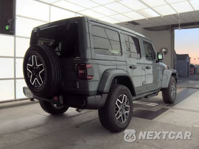 2026 Jeep Wrangler 4 Door Sahara - zdjęcie 4 z 24 - miniatura