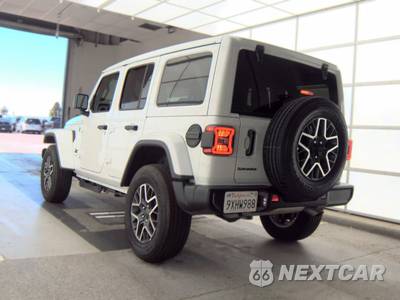 2026 Jeep Wrangler 4 Door Sahara - zdjęcie 6 z 23 - miniatura