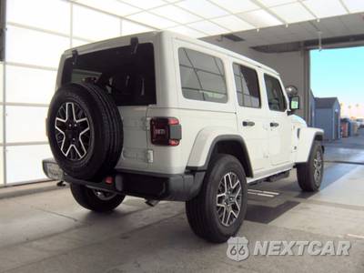 2026 Jeep Wrangler 4 Door Sahara - zdjęcie 4 z 27 - miniatura