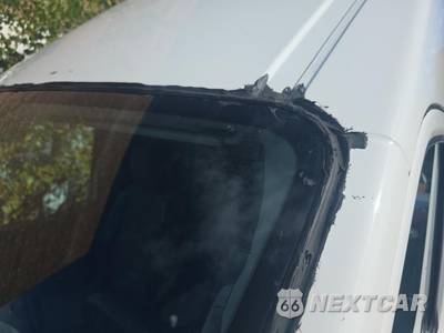 2018 Nissan NV3500 HD Cargo S High Roof 146.1" WB - zdjęcie 16 z 17 - miniatura