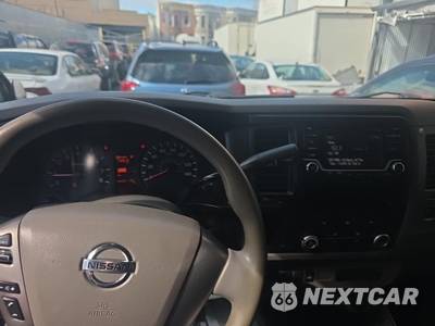 2018 Nissan NV3500 HD Cargo S High Roof 146.1" WB - zdjęcie 8 z 17 - miniatura