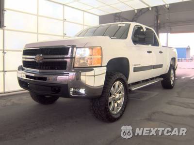 2008 Chevrolet Silverado 2500HD LT Crew Cab Medium Bed 1LT