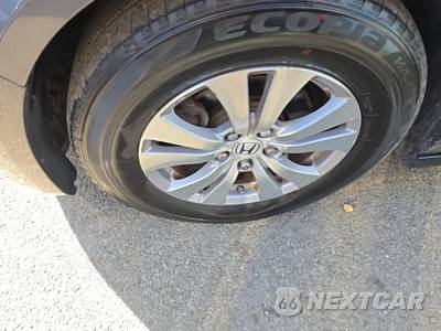 2016 Honda Odyssey EX-L w/RES 118.1" WB - zdjęcie 8 z 21 - miniatura