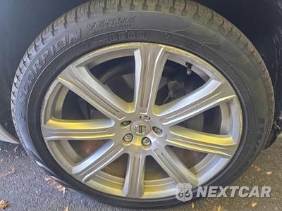 2018 Volvo XC90 T6 Inscription 7-Passenger - zdjęcie 9 z 26 - miniatura