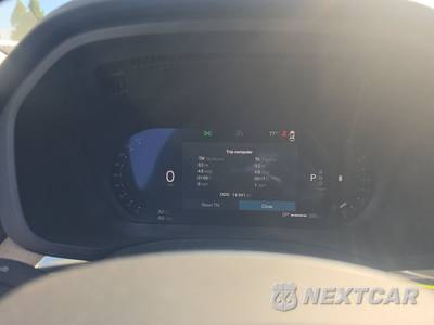 2026 Volvo XC60 B5 Plus - zdjęcie 12 z 34 - miniatura