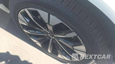 2026 Volvo XC60 B5 Plus - zdjęcie 27 z 32 - miniatura