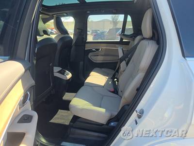2026 Volvo XC90 B6 Plus 7-Passenger - zdjęcie 13 z 42 - miniatura