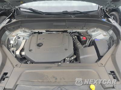 2026 Volvo XC90 B6 Plus 7-Passenger - zdjęcie 16 z 32 - miniatura