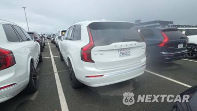 2026 Volvo XC90 B6 Plus 7-Passenger - zdjęcie 28 z 32 - miniatura