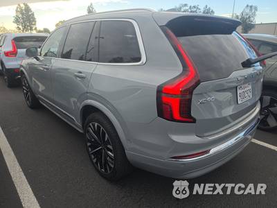2026 Volvo XC90 B6 Plus 7-Passenger - zdjęcie 6 z 27 - miniatura