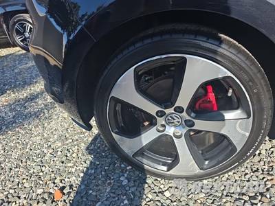 2016 Volkswagen Golf GTI SE Hatchback - zdjęcie 10 z 27 - miniatura