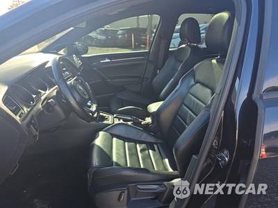 2016 Volkswagen Golf GTI SE Hatchback - zdjęcie 13 z 27 - miniatura