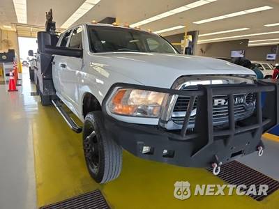 2013 Ram 3500 Cab Chassis Tradesman Crew Cab DRW - zdjęcie 3 z 17 - miniatura