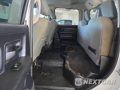 2013 Ram 3500 Cab Chassis Tradesman Crew Cab DRW - zdjęcie 10 z 17 - miniatura
