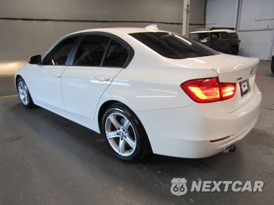 2013 BMW 3 Series Sedan 328i xDrive - zdjęcie 4 z 21 - miniatura