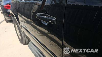 2014 Chevrolet Suburban LT 1LT - zdjęcie 30 z 30 - miniatura