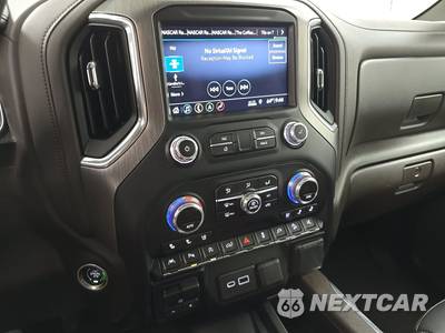2019 GMC Sierra 1500 Denali Crew Cab Short Bed 5SA - zdjęcie 11 z 36 - miniatura
