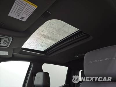 2019 GMC Sierra 1500 Denali Crew Cab Short Bed 5SA - zdjęcie 18 z 36 - miniatura