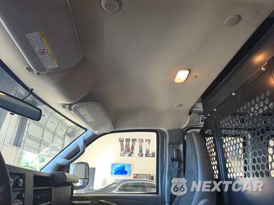 2025 GMC Savana 2500 Cargo Van 1WT 135.0" WB - zdjęcie 18 z 21 - miniatura