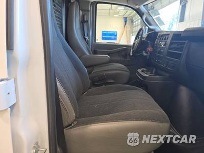 2025 GMC Savana 2500 Cargo Van 1WT 135.0" WB - zdjęcie 8 z 21 - miniatura