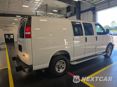 2025 GMC Savana 2500 Cargo Van 1WT 135.0" WB - zdjęcie 4 z 22 - miniatura