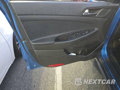 2017 Hyundai Tucson SE Plus - zdjęcie 9 z 37 - miniatura