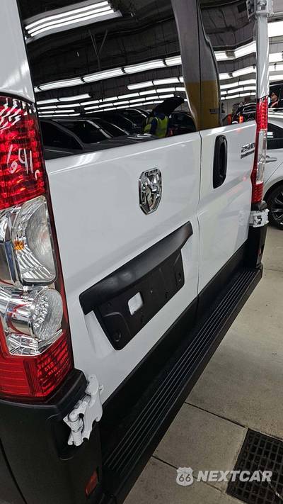 2025 Ram ProMaster 2500 Cargo Van Tradesman w/Passenger Seat Low Roof 136.0" WB - zdjęcie 22 z 31 - miniatura