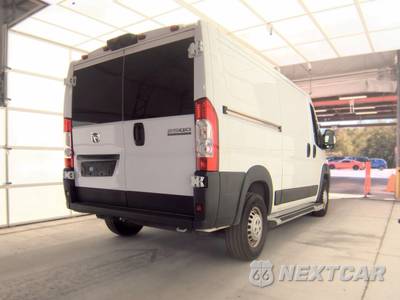 2025 Ram ProMaster 2500 Cargo Van Tradesman w/Passenger Seat Low Roof 136.0" WB - zdjęcie 4 z 29 - miniatura