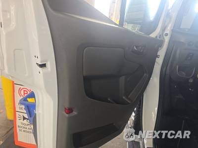 2025 Ford Transit 250 Cargo Van Low Roof 130.0" WB - zdjęcie 9 z 32 - miniatura