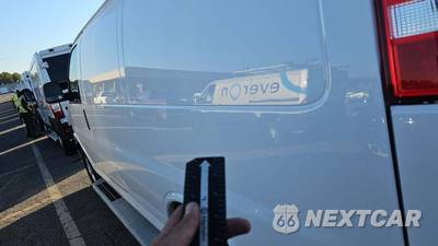 2025 Chevrolet Express 2500 Cargo Van 1WT 135.0" WB - zdjęcie 29 z 31 - miniatura