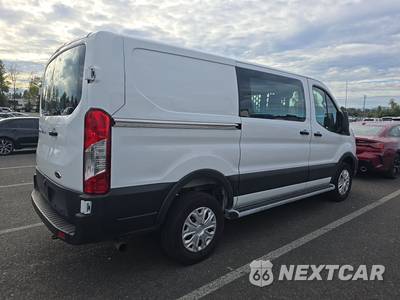 2025 Ford Transit 250 Cargo Van Low Roof 130.0" WB - zdjęcie 4 z 20 - miniatura