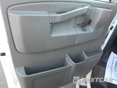 2025 Chevrolet Express 2500 Cargo Van 1WT 135.0" WB - zdjęcie 9 z 30 - miniatura