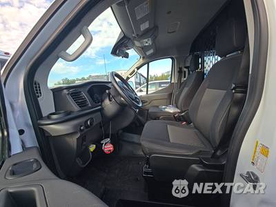 2025 Ford Transit 250 Cargo Van Low Roof 130.0" WB - zdjęcie 7 z 27 - miniatura
