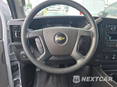 2025 Chevrolet Express 2500 Cargo Van 1WT 135.0" WB - zdjęcie 10 z 22 - miniatura
