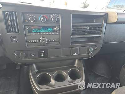 2025 Chevrolet Express 2500 Cargo Van 1WT 135.0" WB - zdjęcie 11 z 22 - miniatura